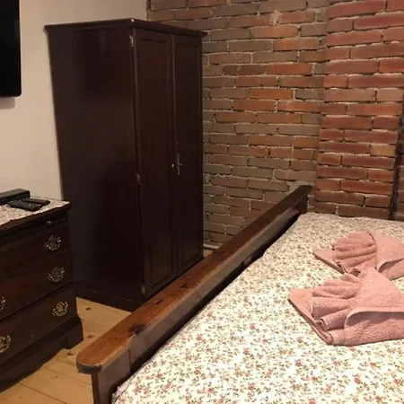 Schwarzenbersky Pansky Dvur 3* Čimelitz